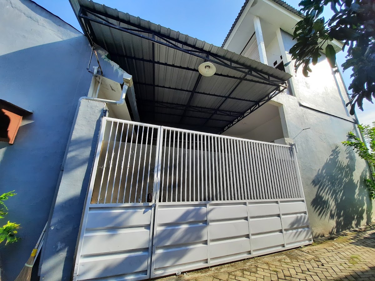Properti terkait