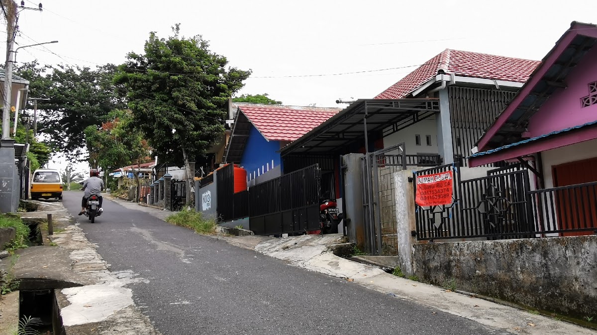 Kost 13 (putra) — kos di bali