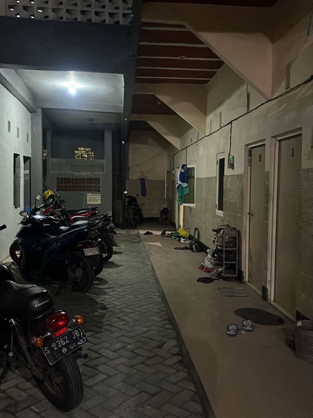Kost Pria Pak Heru - Sewa di Wonokromo