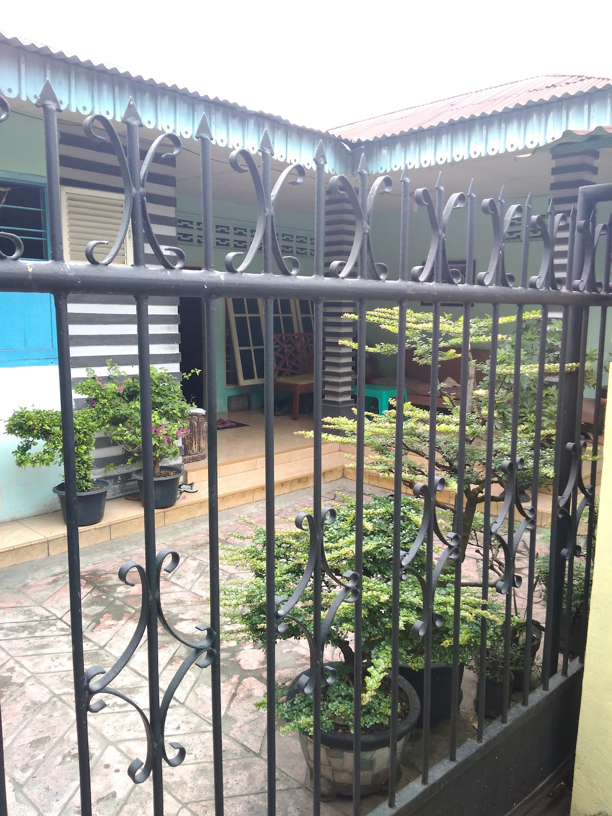 Kost Hj. Nisnaini (Khusus Menerima Kost Pria,,,Mahasiswa) tinggal 1 kamar kosong. — kos di medan