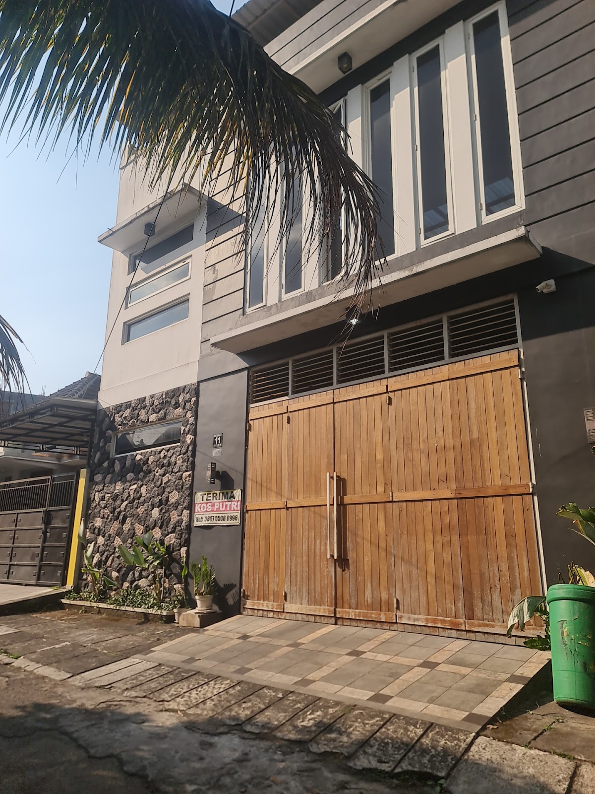 Amanah Kost Putri Premium — apartemen di malang