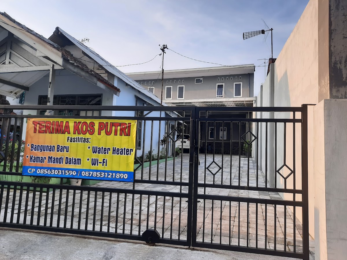 Rumah Kos Tapaksiring 15 — kontrakan di malang