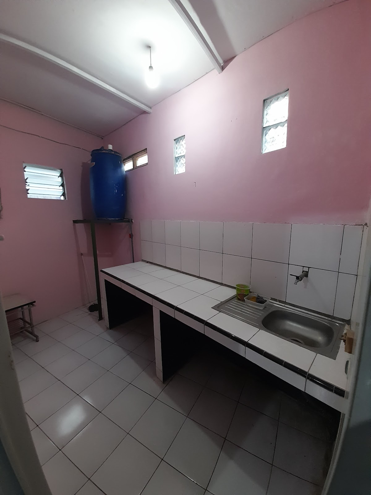 Kontrakan Joehans — kontrakan di semarang