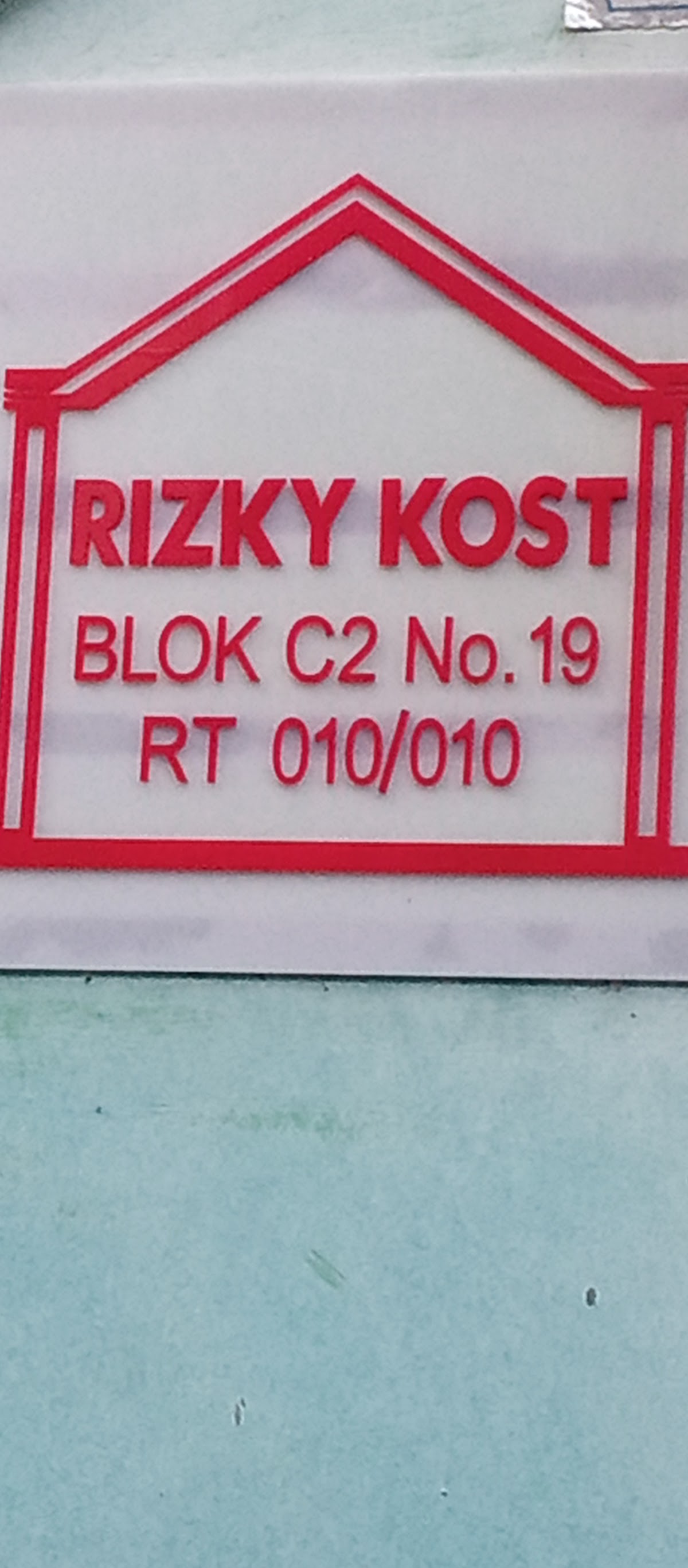 Properti terkait
