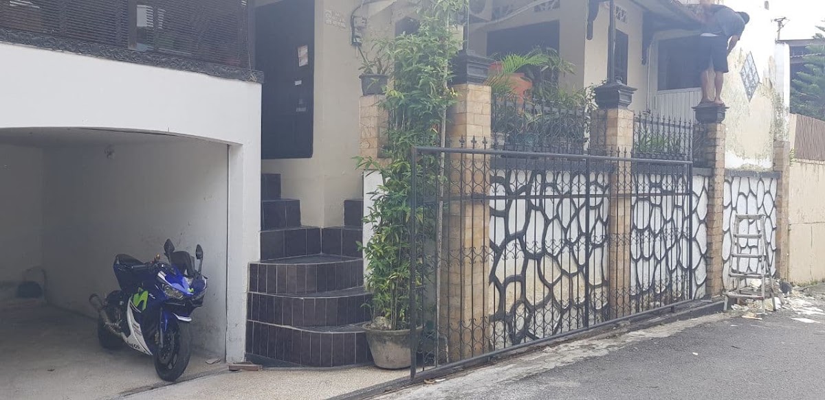 kost partiHOUSE telogorejo telagasari — kos di bali