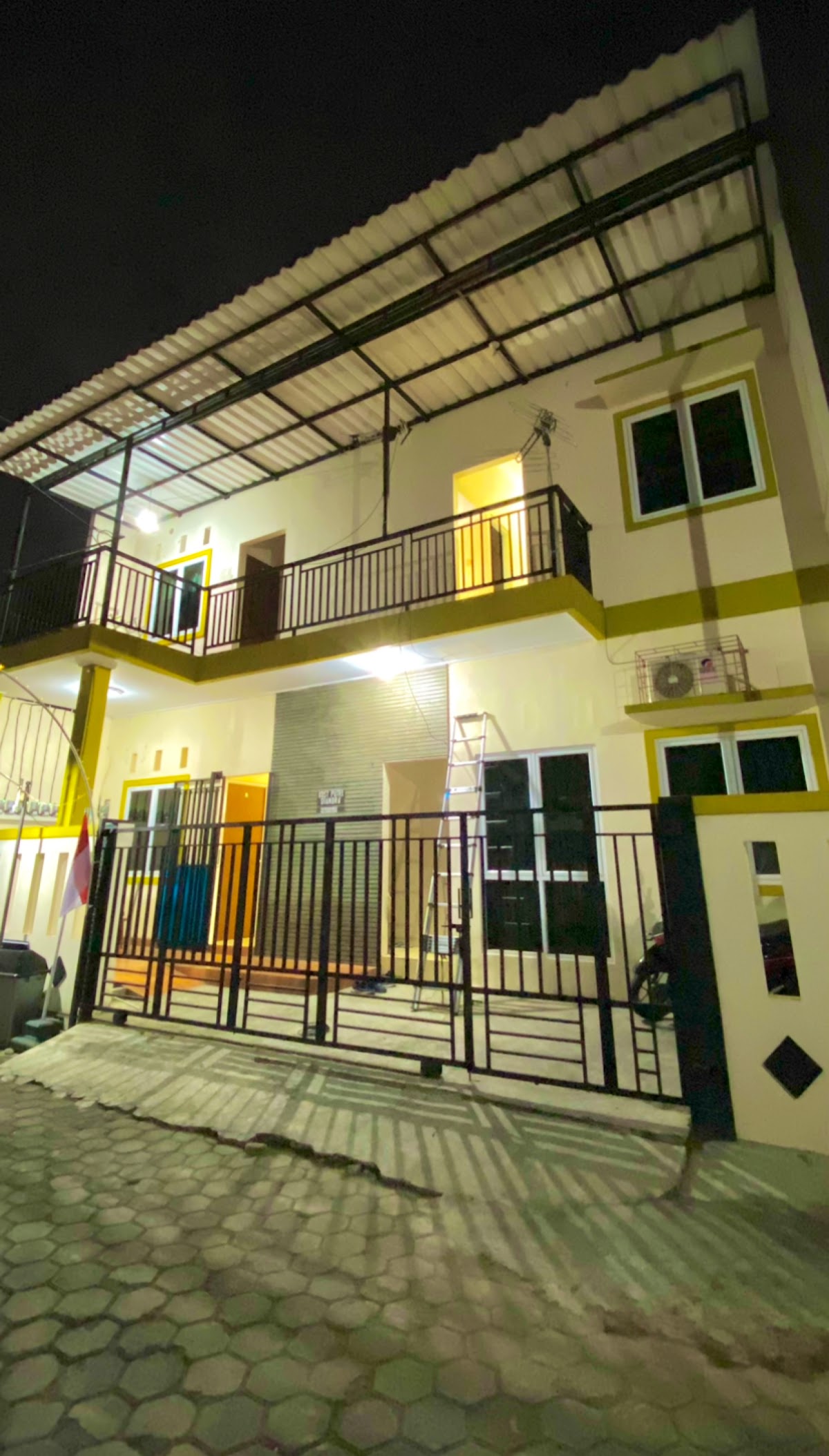Kost Diandra — kos di solo