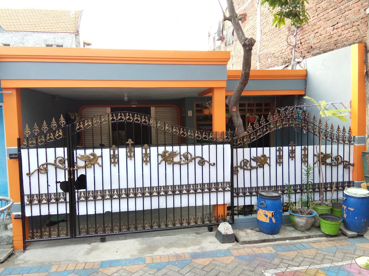 Rumah Kos Gubeng — kontrakan di surabaya