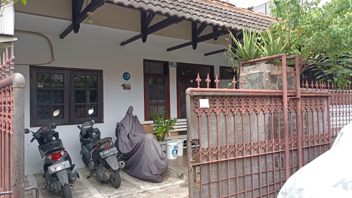 Properti terkait