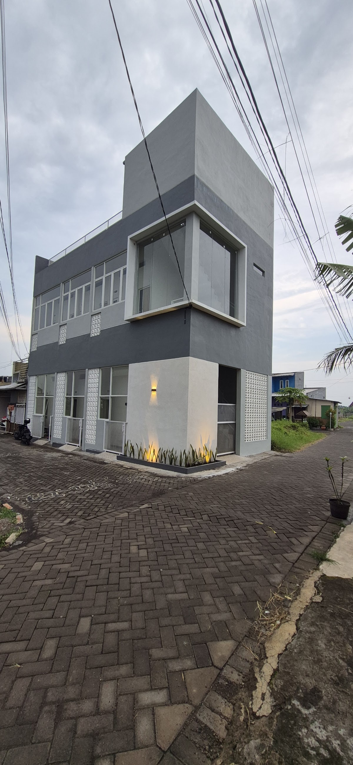 Kontrakan dan Rukan Bunga Melati - foto properti sewa