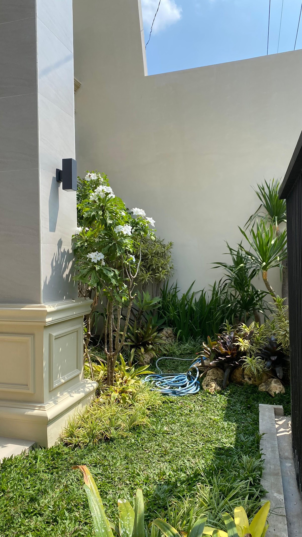 Aji House Kos Putra — kos di malang