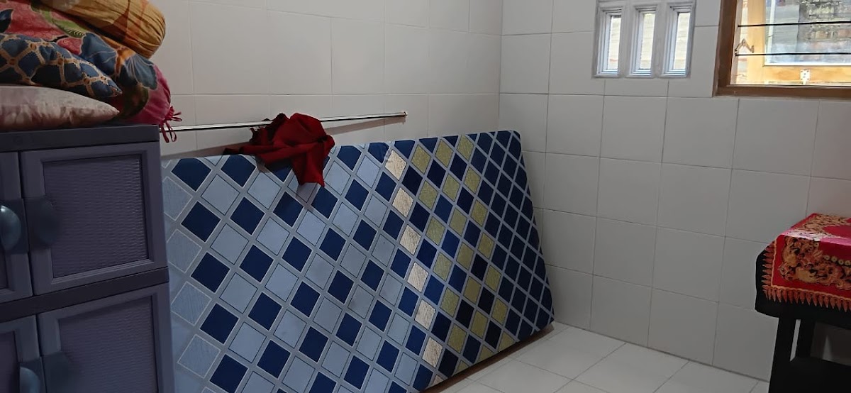 Kost dekat UB Bu Juli - foto properti sewa
