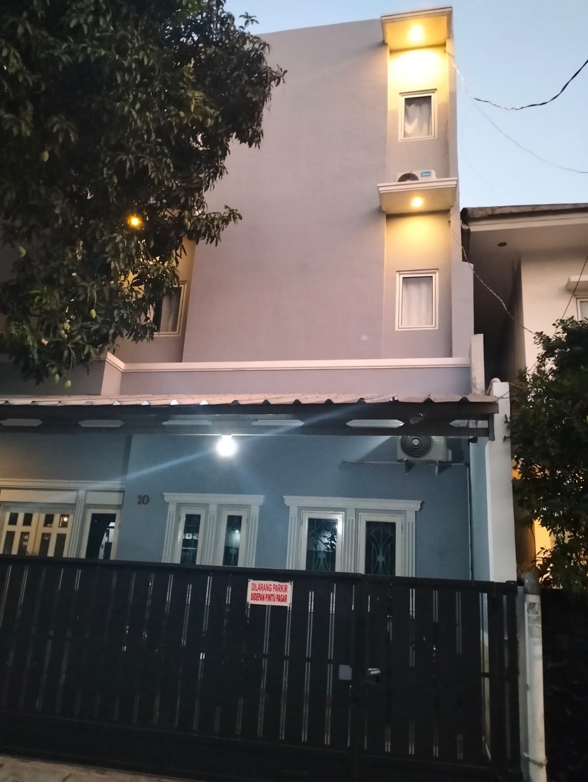 Properti terkait