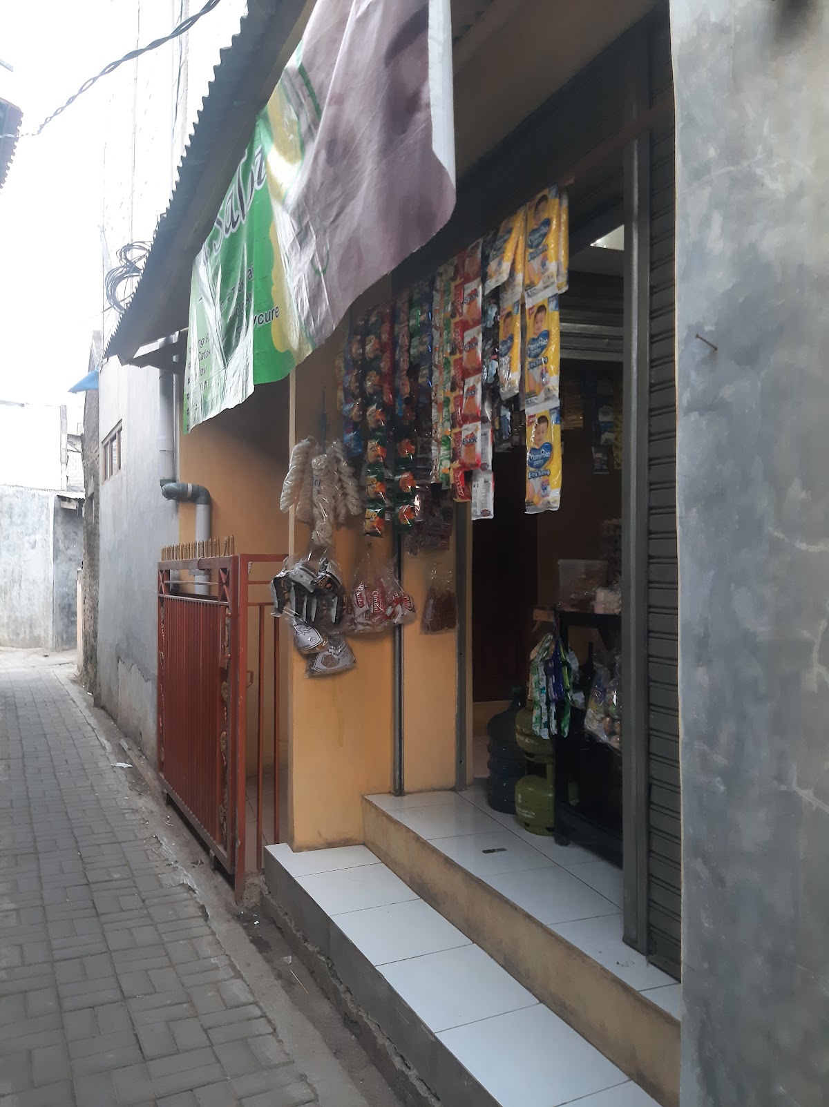 Kontrakan bu haji nuraidah — kontrakan di bandung