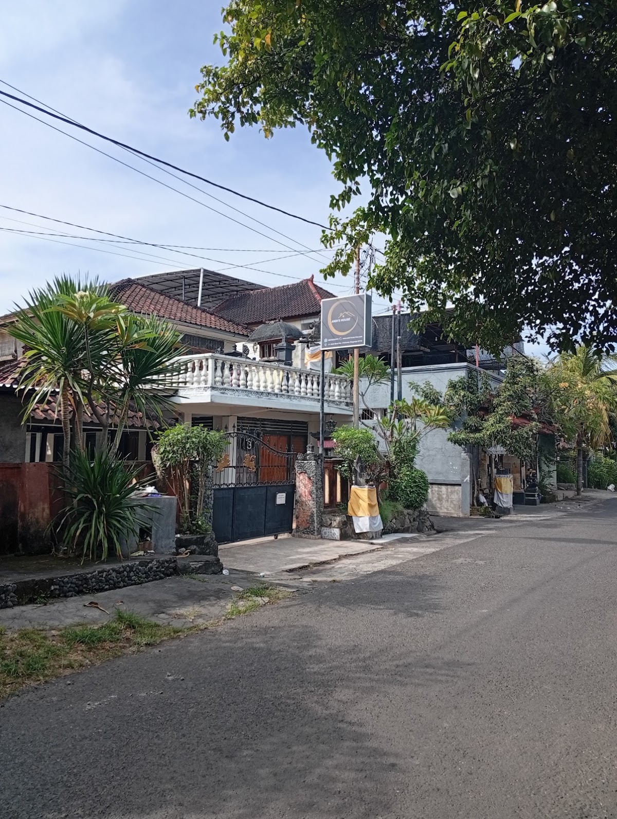 Andi House Kos — kos di bali