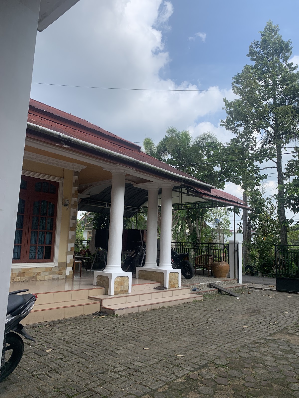 Properti sewa Indonesia