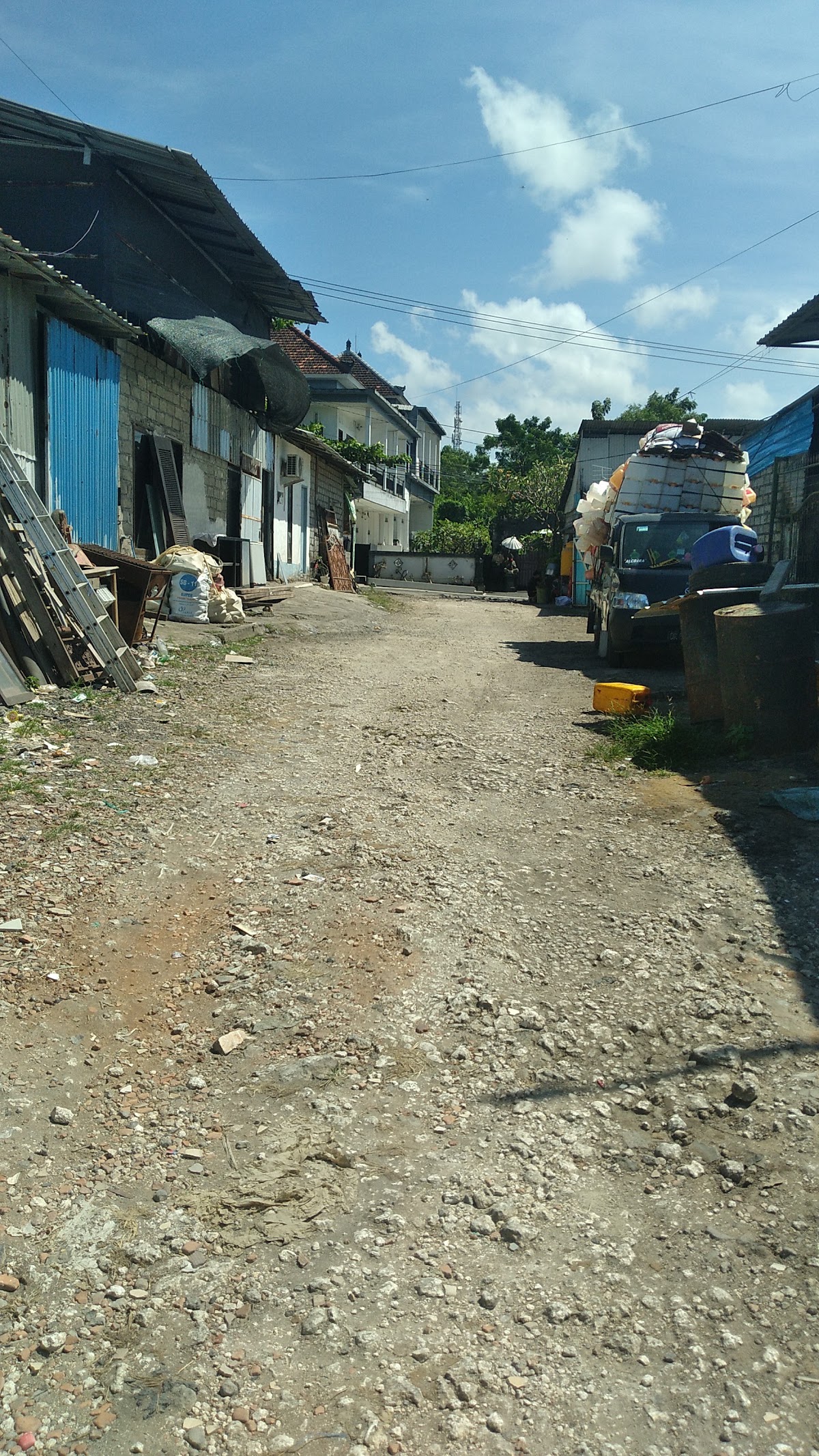Kontrakan Bpk Putri — kontrakan di bali