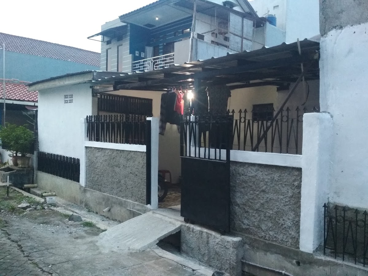 Kost Putra Rten — kos di bekasi