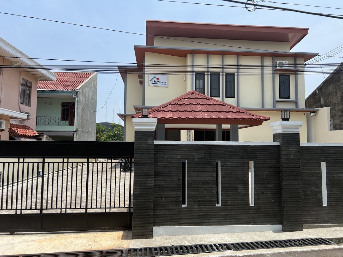 STAY HOME KOST PUTRI EXCLUSIVE — kos-eksklusif di semarang