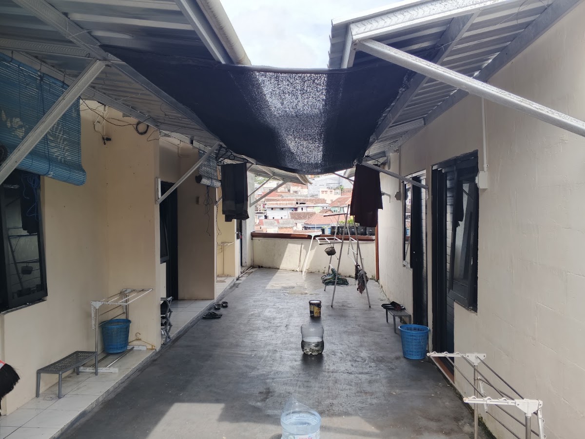 Kos Putra belakang sdk cor jesu — kos di malang