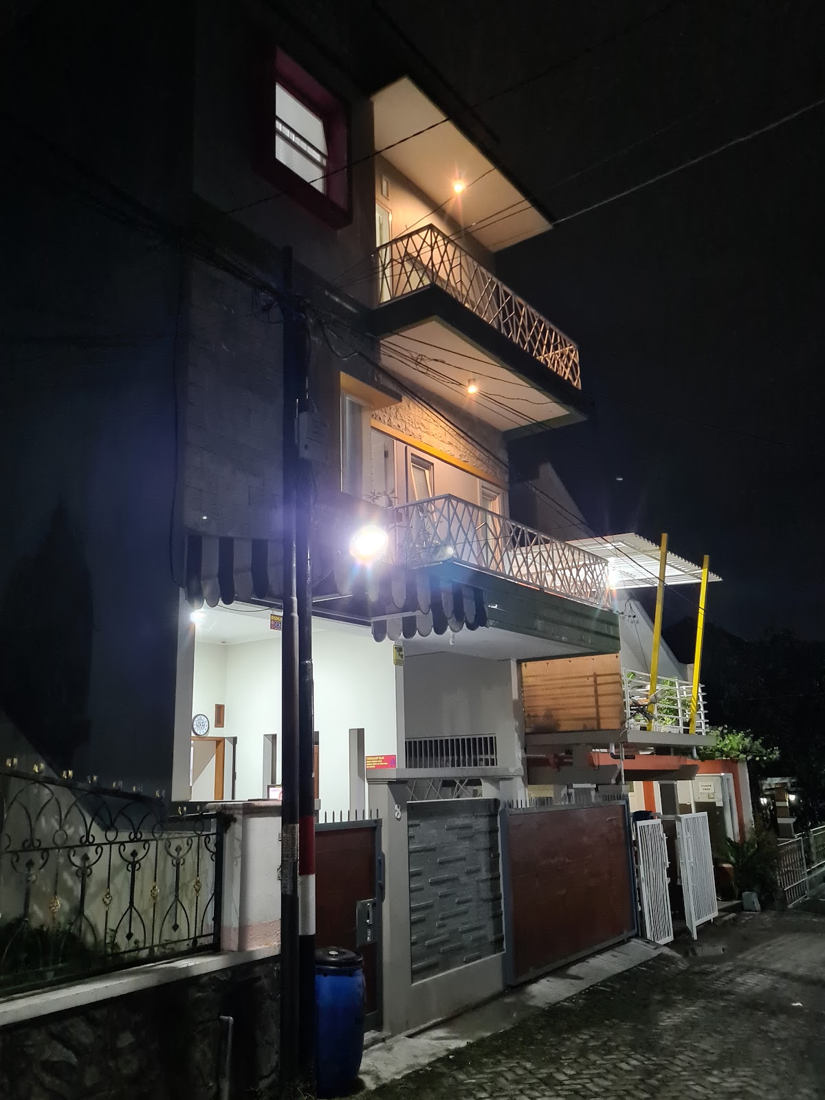 Rumah Kost Dilan Singosari — kontrakan di malang
