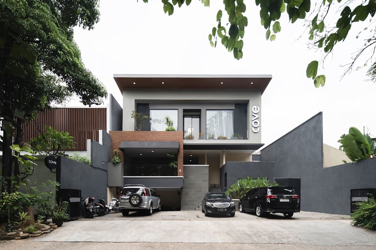 Rumah Rajasa Senopati - Sewa di Scbd