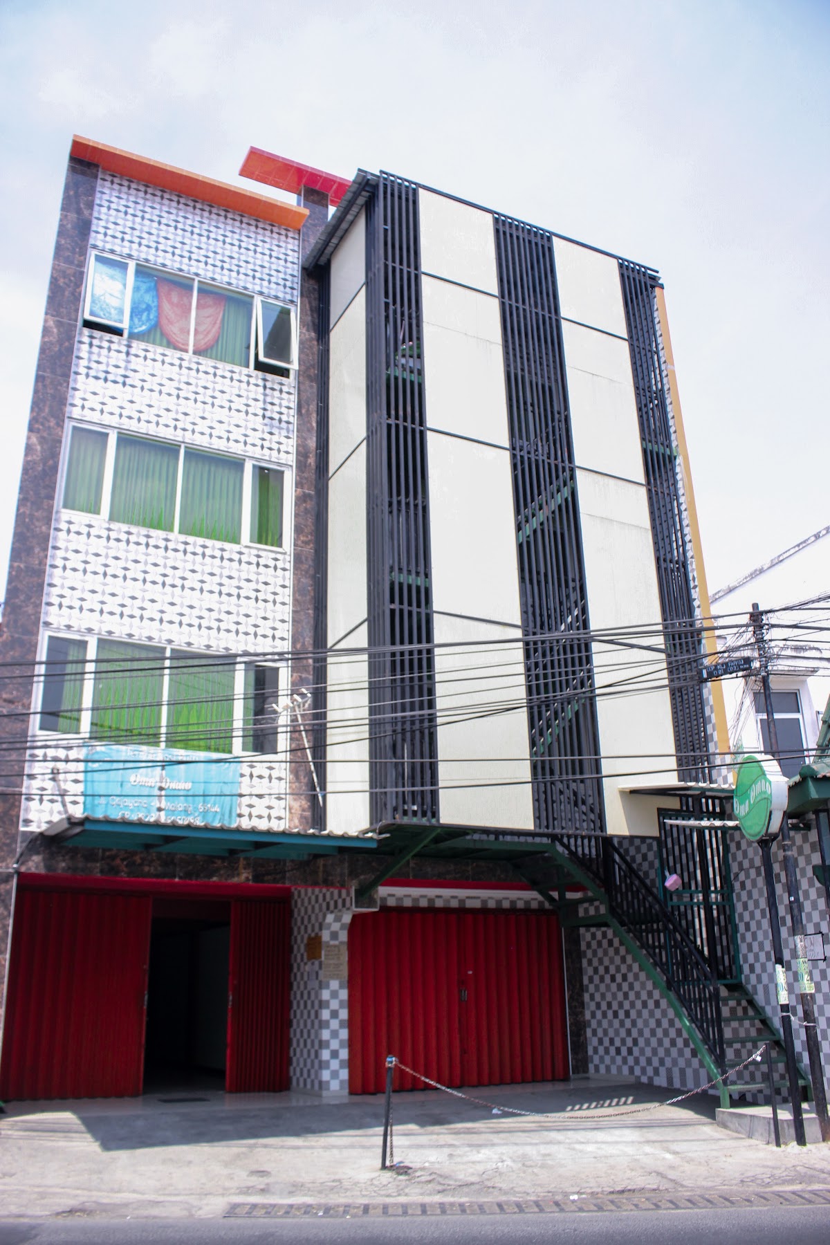 Oma' Omao Ladies House - foto properti sewa