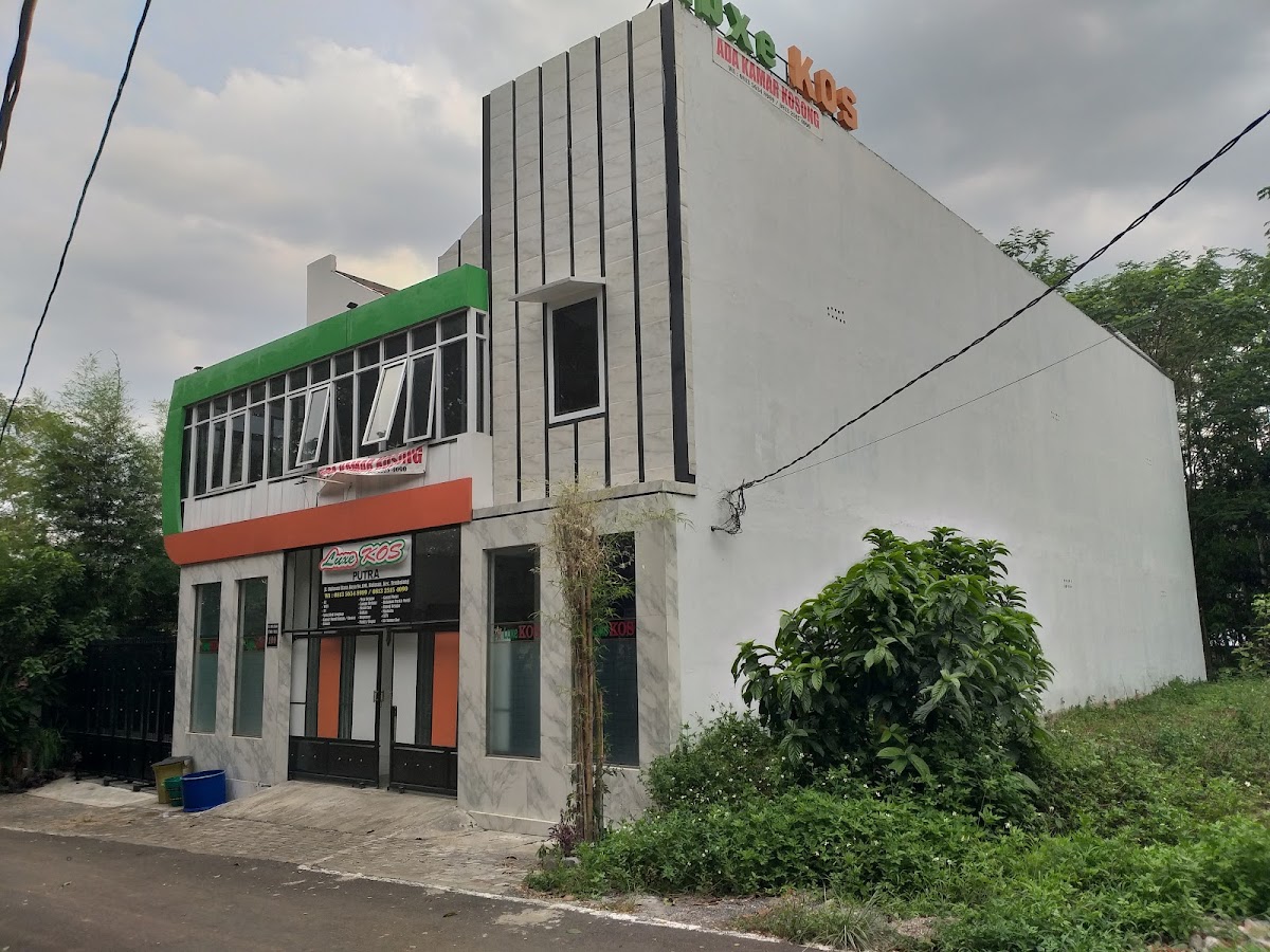 LUXE KOS Kos Putra Undip Tembalang — kos di semarang