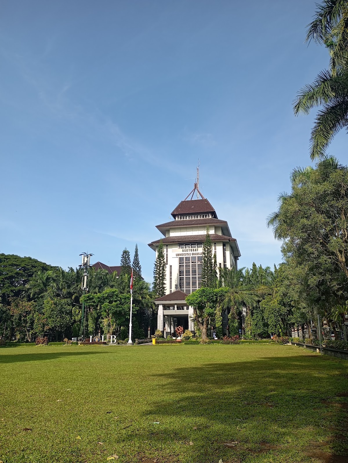 Gedung Rektorat Universitas Brawijaya - foto properti sewa