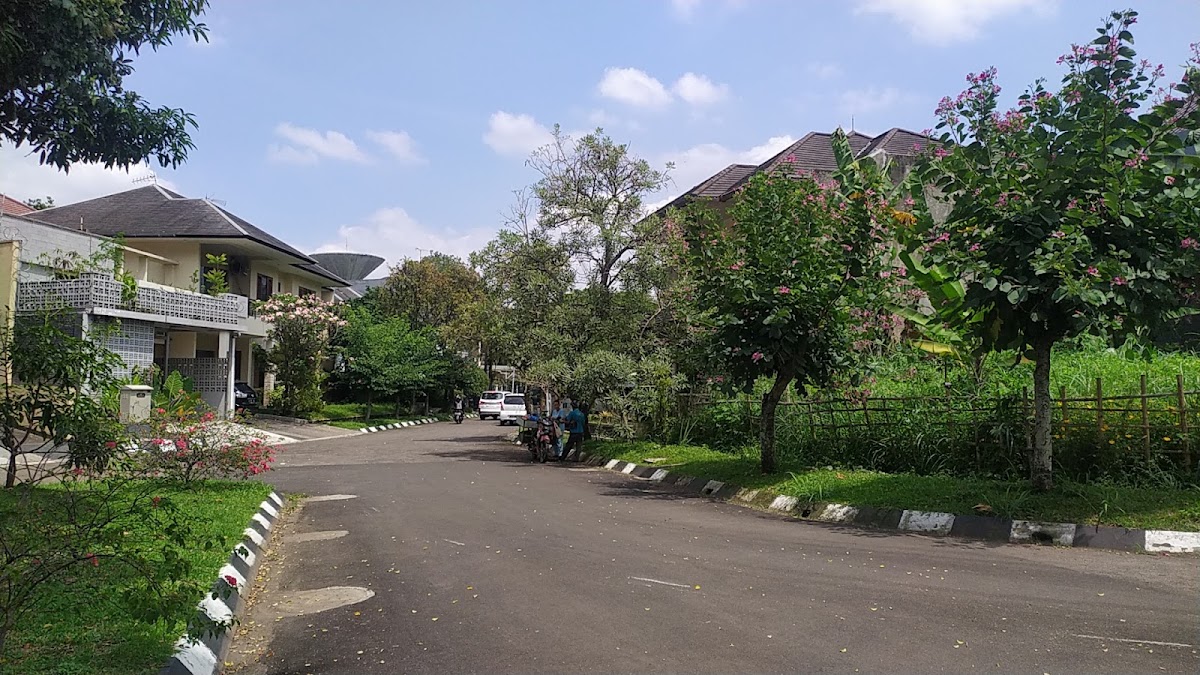 Perumahan Istana Regency 1 — kontrakan di bandung