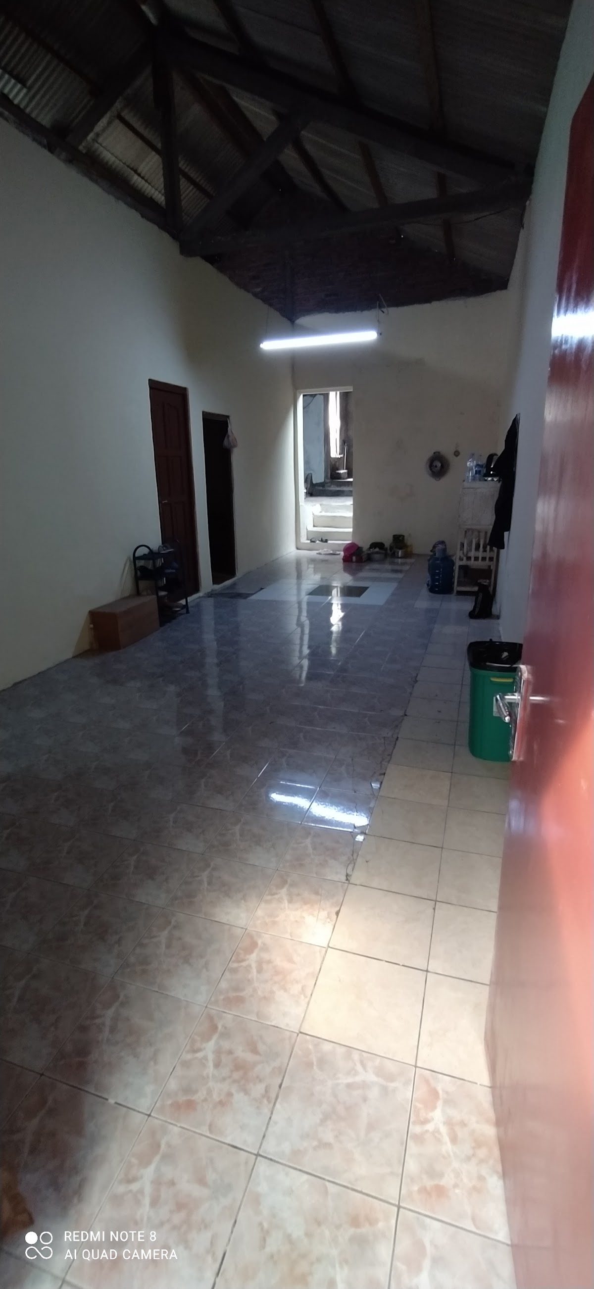 Properti terkait