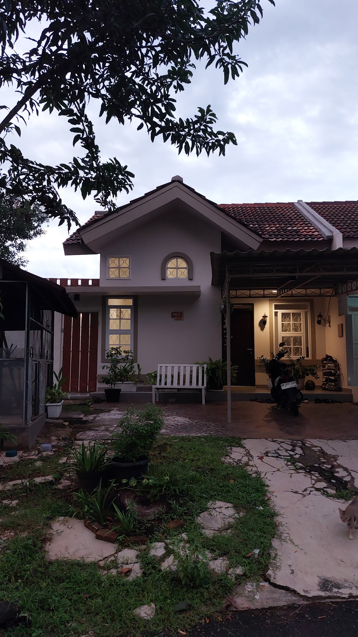 Kost Putra Lembah Hijau Lippo Cikarang (LaDya) — kos di bekasi