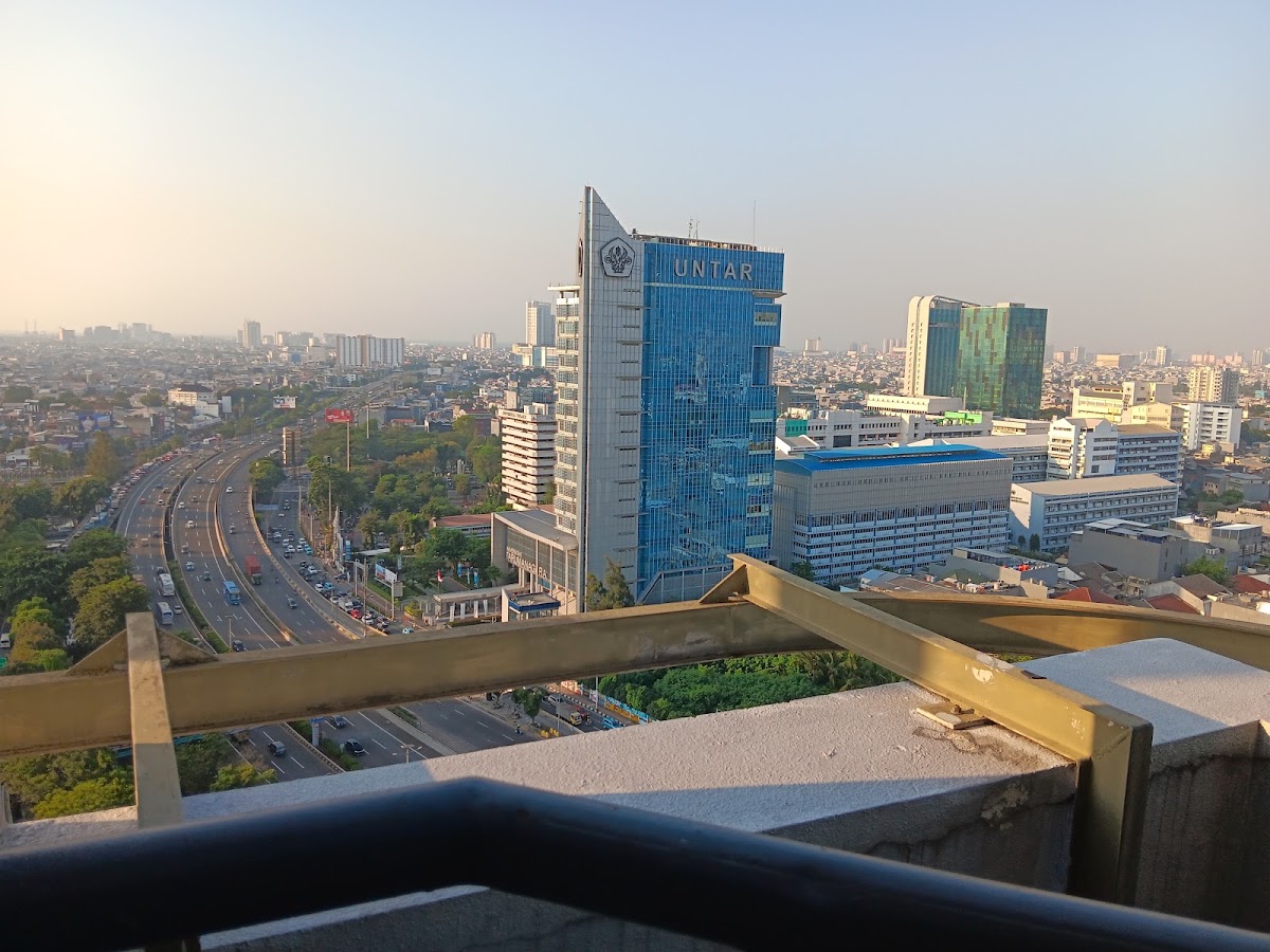 Apartemen Grand Tropic