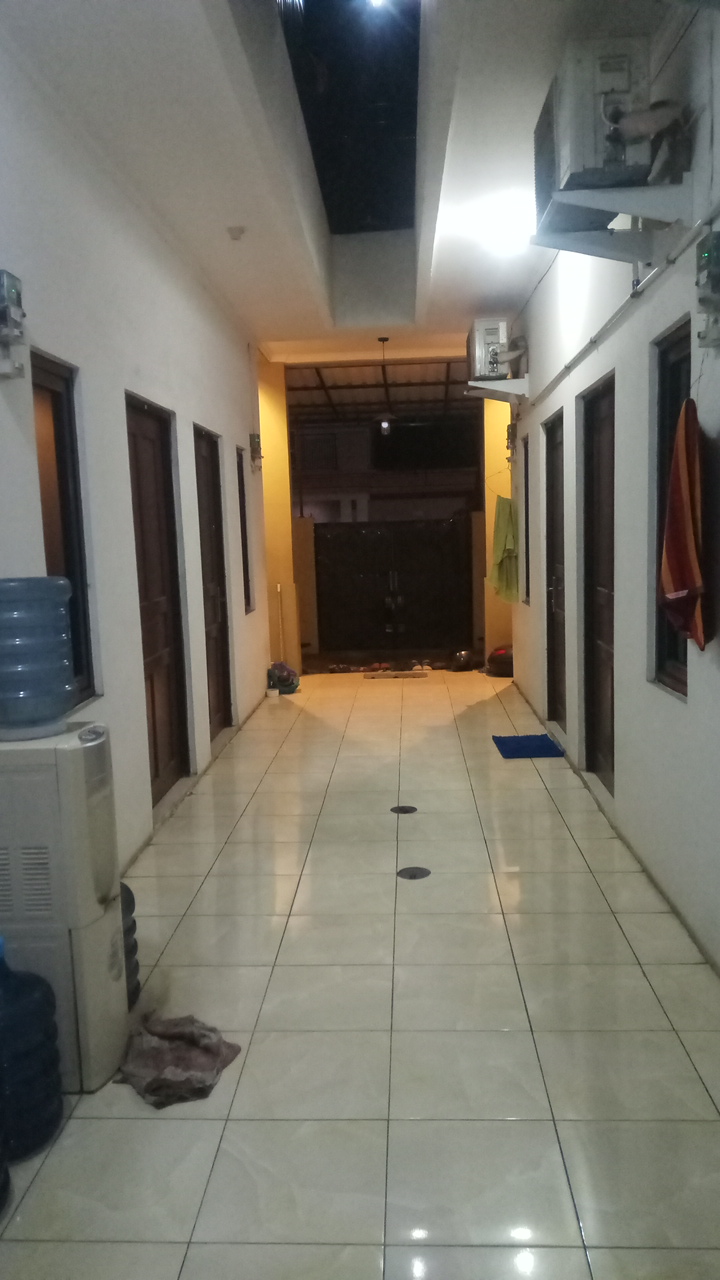 Kost Pria Murai Sawit — kos di tangerang