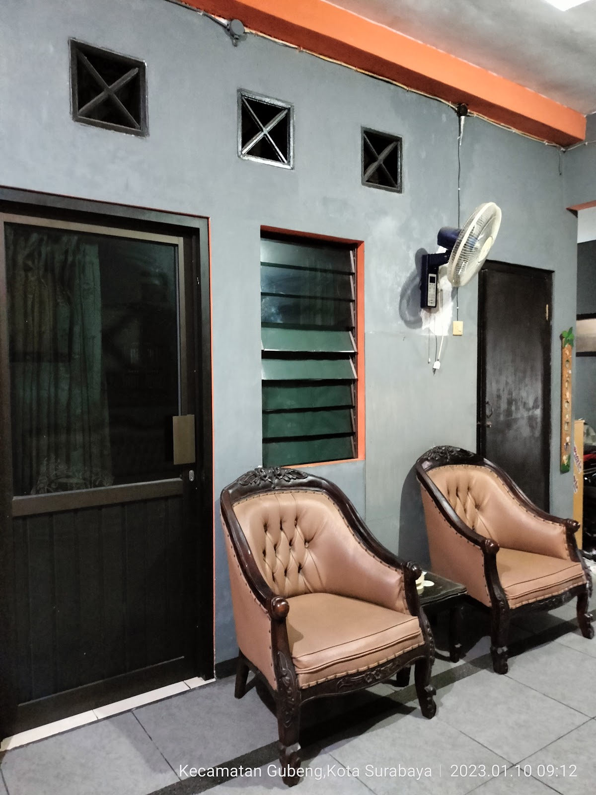 Kost Putra (Ibu Vivit) — kos di surabaya