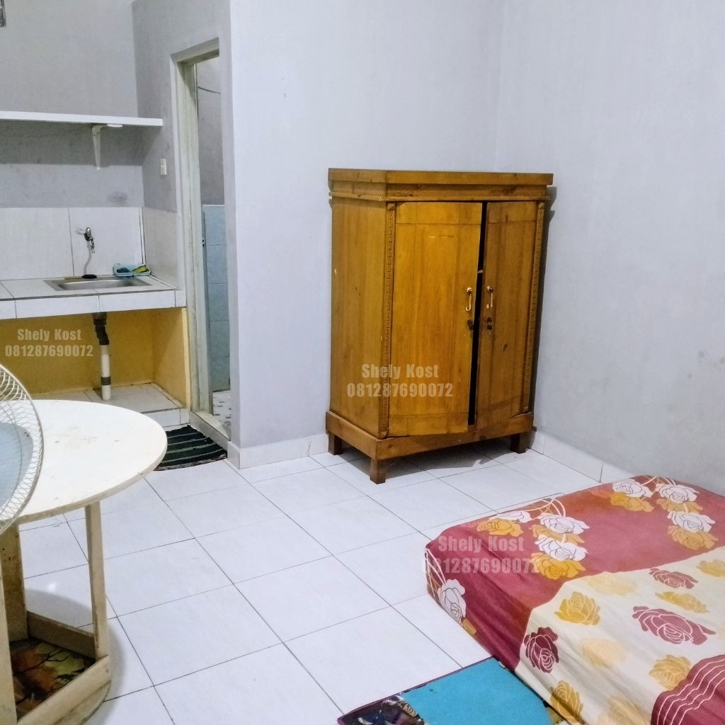 Kost Shely Kost Cowok — kos di bekasi