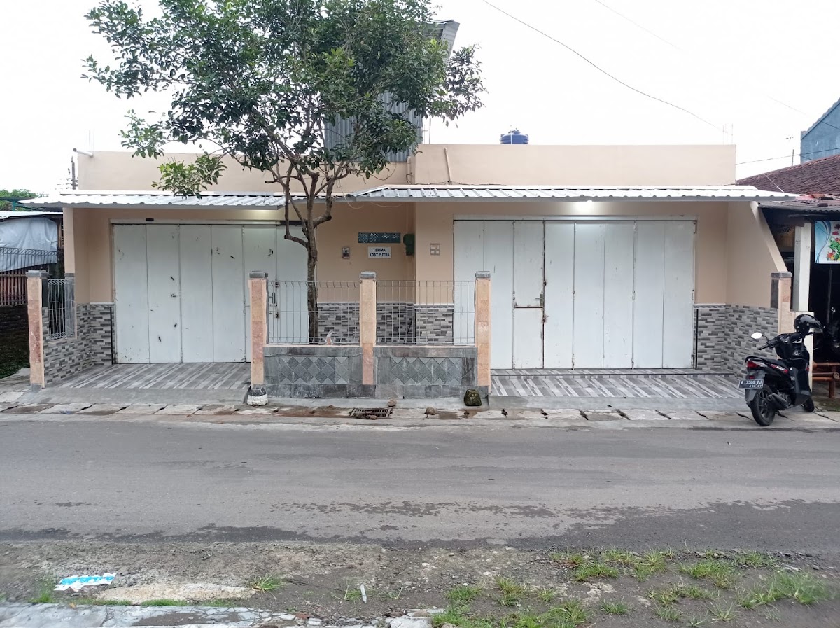 KOST PUTRA — kos di bali