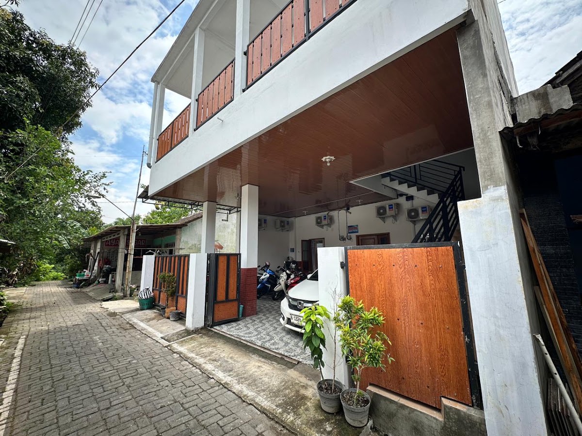 Maxima Kost Putri — kos di solo