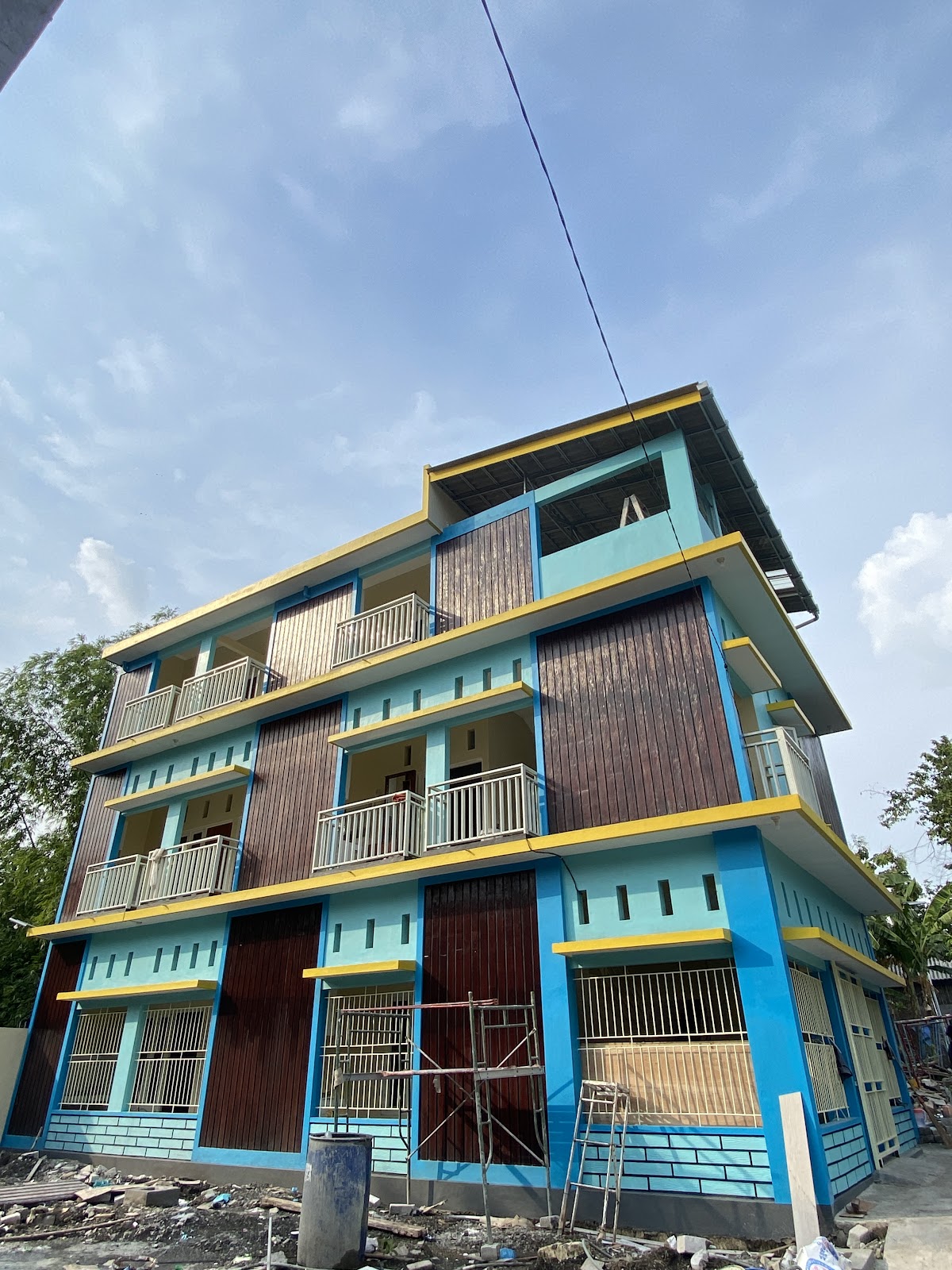 Properti terkait