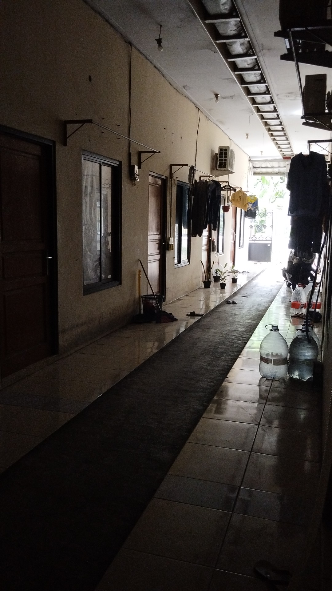 Kontrakan Toko Pintar