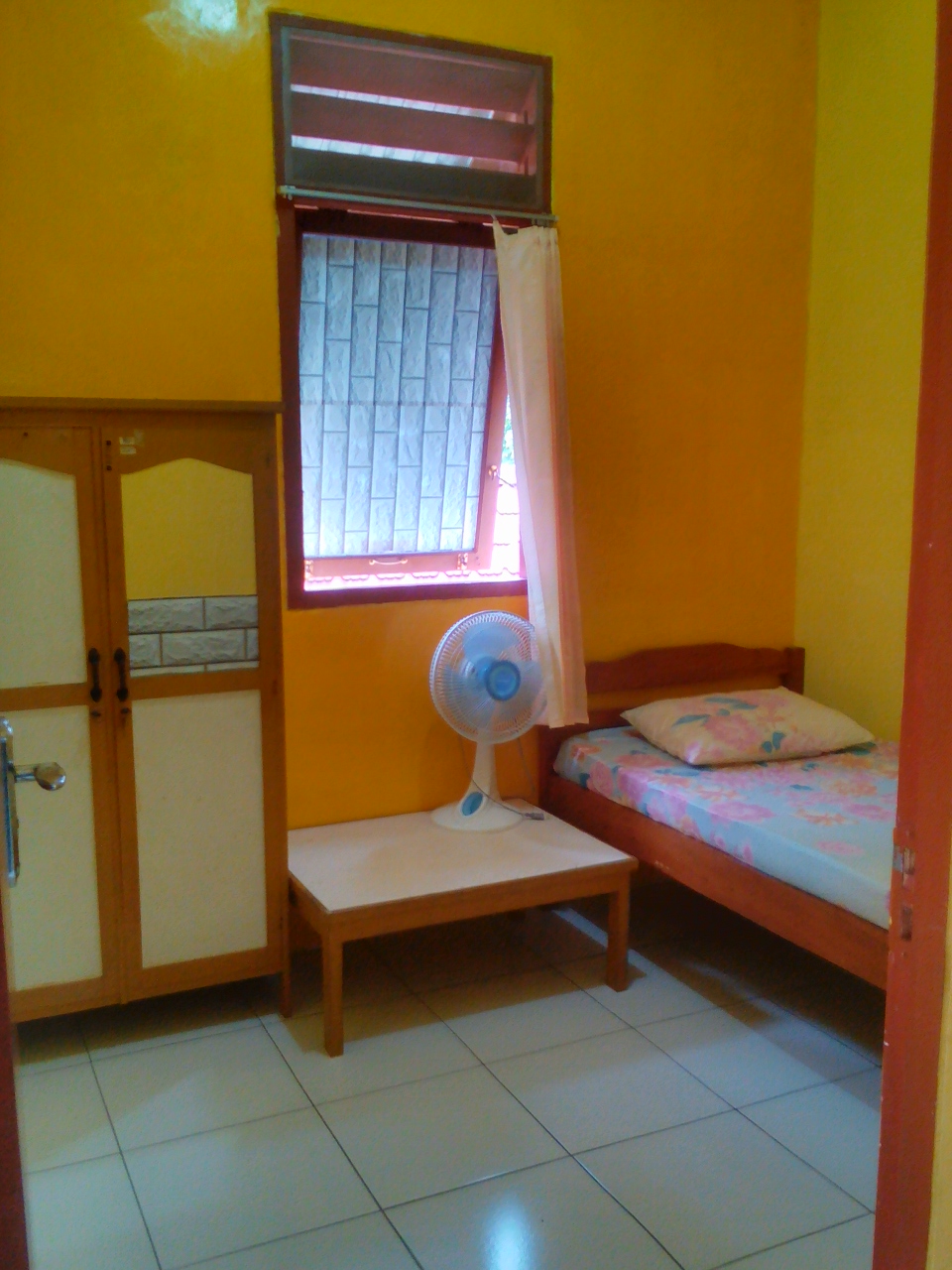 Kost Putra Duta — kos di bali