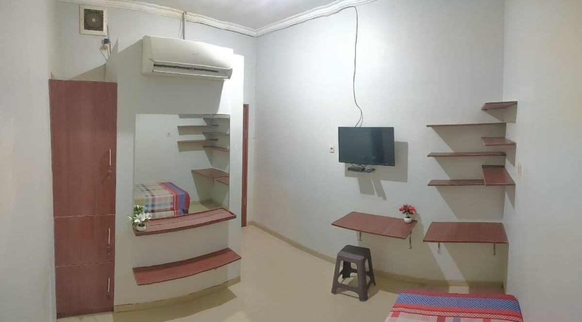 KOST RK5 K9 — kos di surabaya