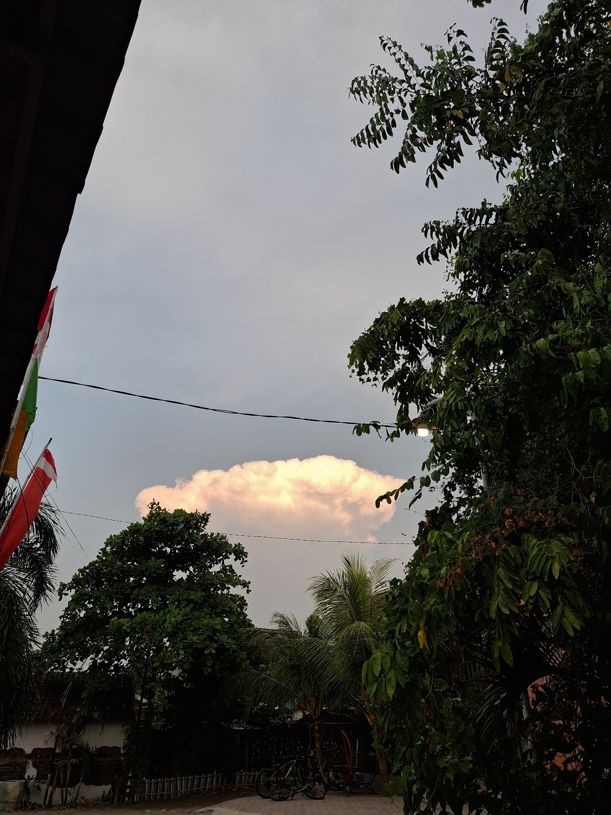 KONTRAKAN IN THE SKY — kontrakan di genuk