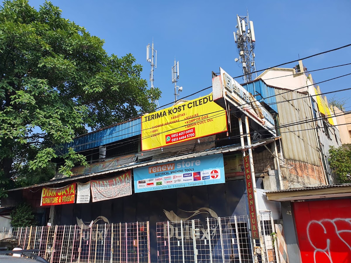 Renew Kost Ciledug — kos di tangerang