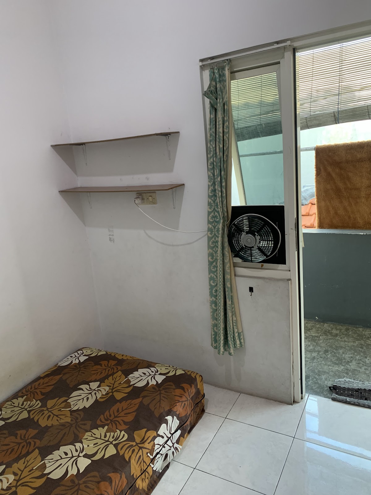 Kost Putra Pak Rizal — kos di surabaya