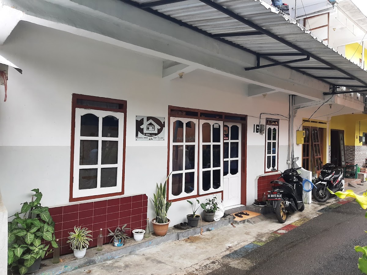 Kost putra belakang rs lavalette 1 — kos di malang