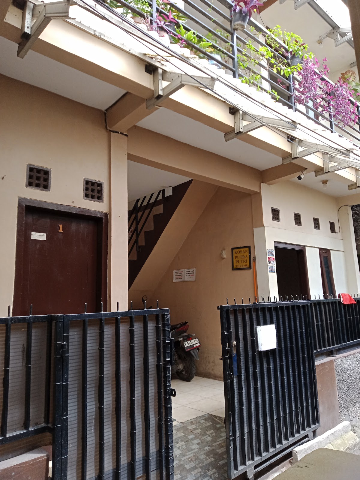 Kosan Putra Putri Baik-Baik Ibu Asih — kos di bandung