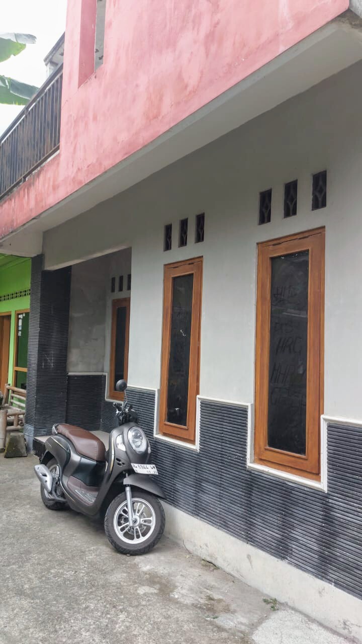 Rumah kontrakan Queena — kontrakan di yogyakarta