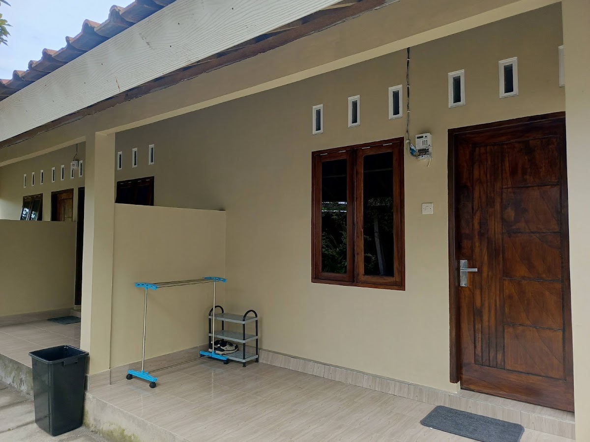 Properti terkait