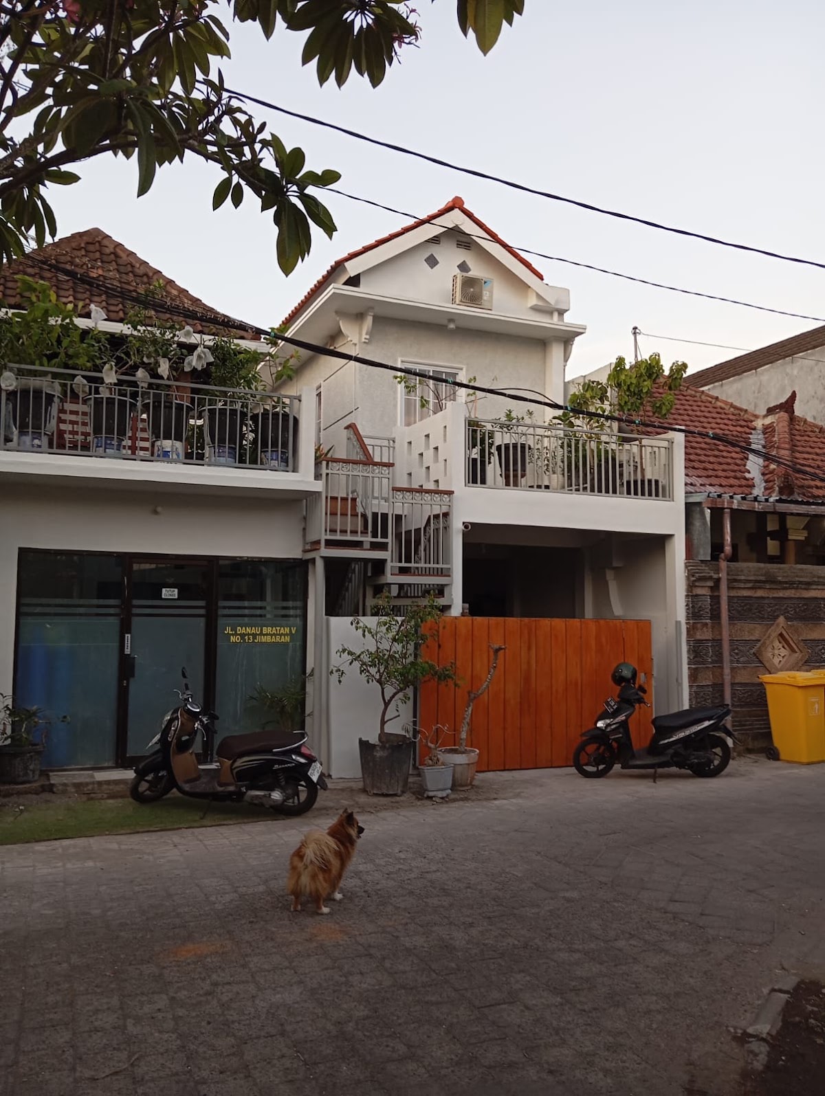 Kost eksklusif DeFaRaz (tersedia 1 kamar ) — kos-eksklusif di bali