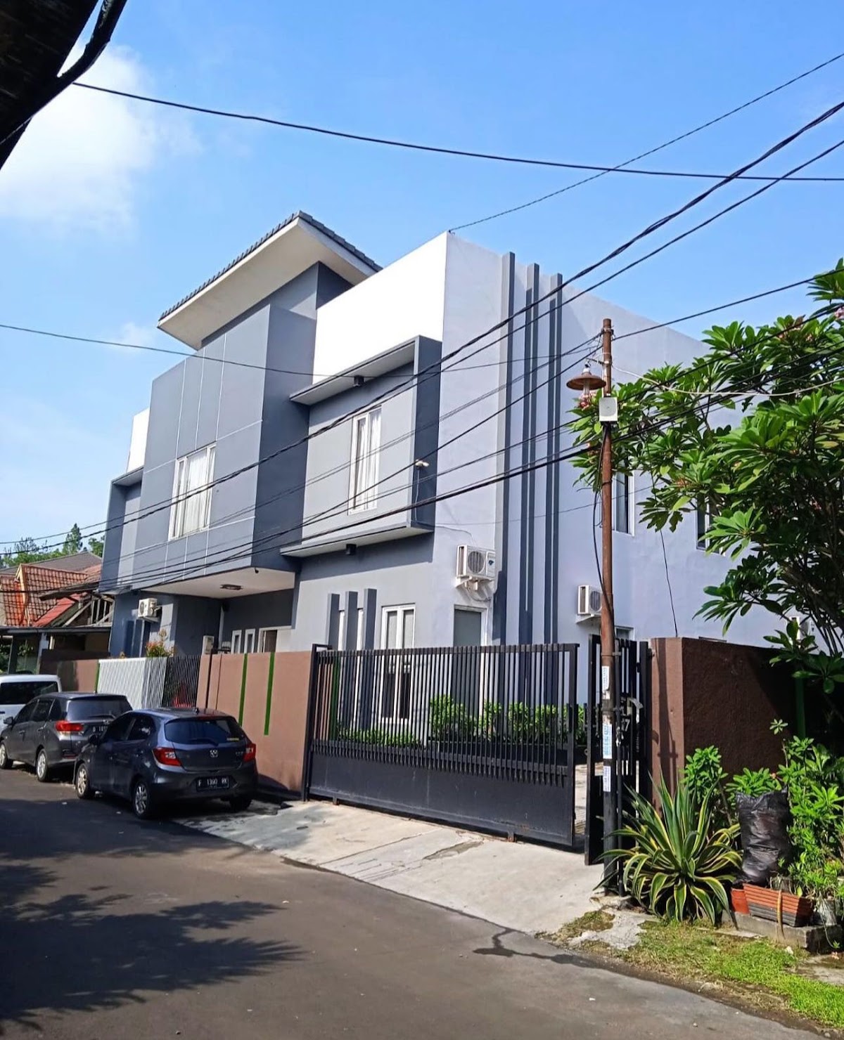 Rie's Cozy Kost — kos di tangerang